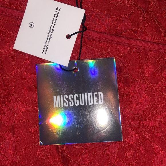 NWT Missguided mini wrap lace skirt red small 4 - Picture 5 of 7